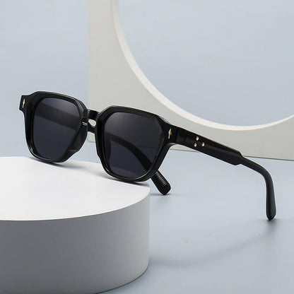 Street Snap Retro Sunglasses - NOVINC